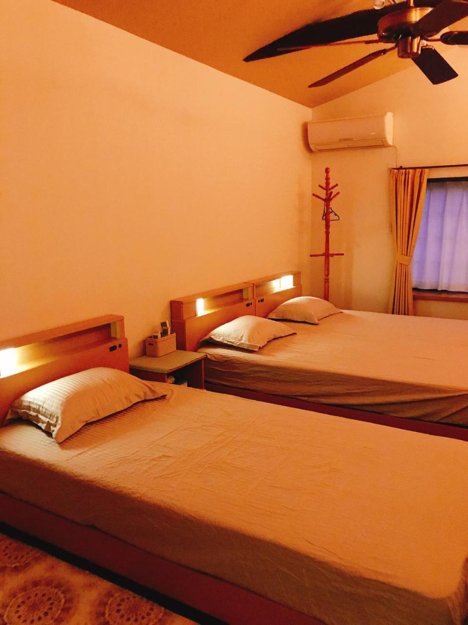 Himawariryokanひまわり旅館 Okayama Bagian luar foto